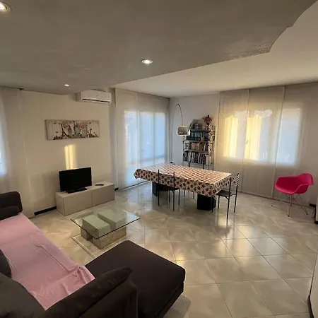 Michelangelo Flats - 30min From Venice 帕多瓦